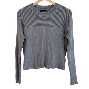 Nanette Lepore Viscose Blend Ribbed Grey Sweater